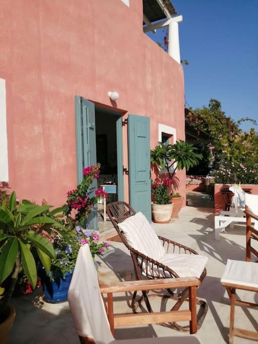 Villa Casa Dei Melograni At Vourlidia Leros Vromolithos Esterno foto