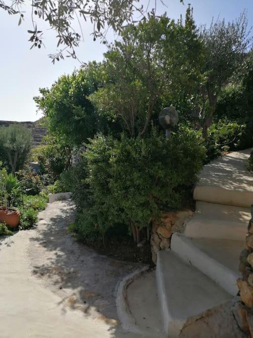 Villa Casa Dei Melograni At Vourlidia Leros Vromolithos Esterno foto