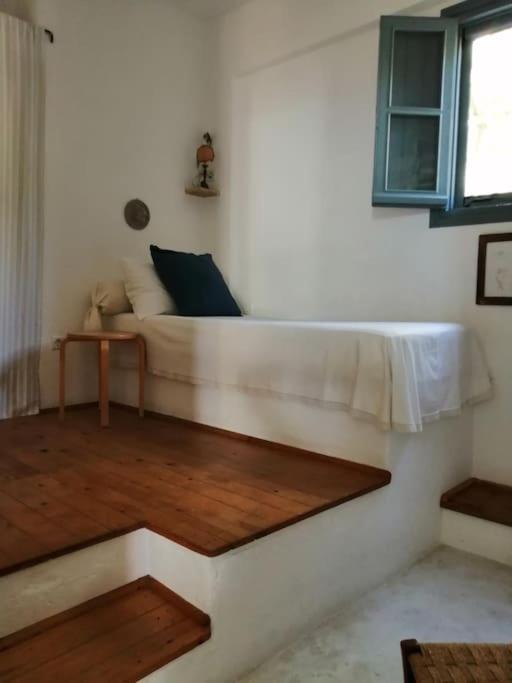 Villa Casa Dei Melograni At Vourlidia Leros Vromolithos Esterno foto